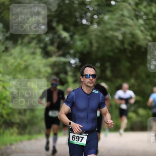 30.08.2026 - Elbe Triathlon Hamburg Antke Förster http://msf.ph/oto/10100944 30.08.2026 11:11:11 Laufen 697 meine-sportfotos.de