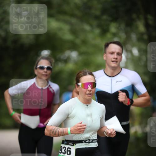 30.08.2026 - Elbe Triathlon Hamburg Antke Förster http://msf.ph/oto/10100962 30.08.2026 11:11:18 Laufen 936 meine-sportfotos.de