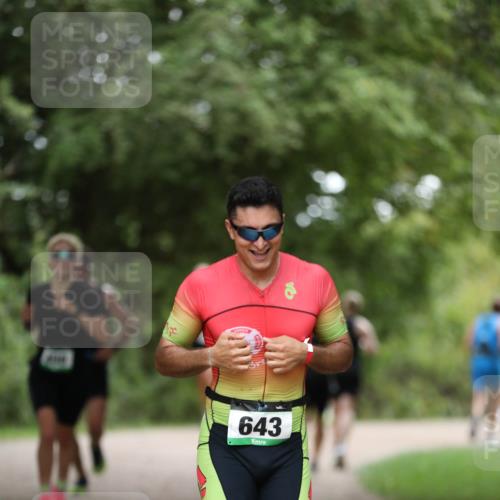30.08.2026 - Elbe Triathlon Hamburg Antke Förster http://msf.ph/oto/10100966 30.08.2026 11:11:19 Laufen 643 meine-sportfotos.de