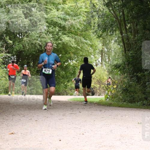 30.08.2026 - Elbe Triathlon Hamburg Antke Förster http://msf.ph/oto/10100969 30.08.2026 11:14:22 Laufen 979 meine-sportfotos.de