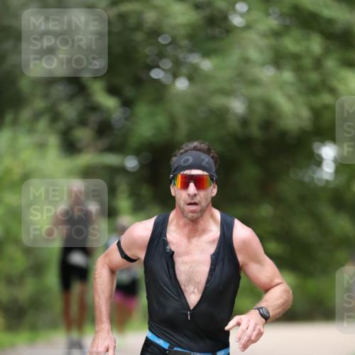30.08.2026 - Elbe Triathlon Hamburg Antke Förster http://msf.ph/oto/10100978 30.08.2026 11:11:24 Laufen 598 meine-sportfotos.de