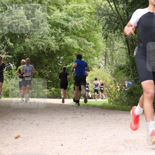 30.08.2026 - Elbe Triathlon Hamburg Antke Förster http://msf.ph/oto/10101037 30.08.2026 11:15:06 Laufen 580, 926 meine-sportfotos.de