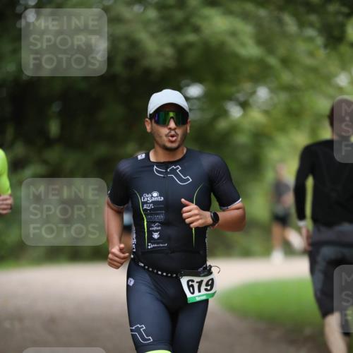 30.08.2026 - Elbe Triathlon Hamburg Antke Förster http://msf.ph/oto/10101072 30.08.2026 11:12:28 Laufen 679 meine-sportfotos.de