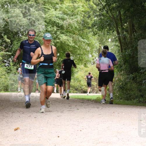 30.08.2026 - Elbe Triathlon Hamburg Antke Förster http://msf.ph/oto/10101075 30.08.2026 11:15:26 Laufen 577 meine-sportfotos.de