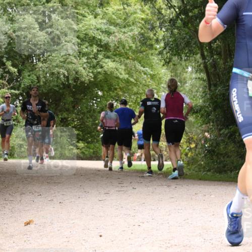 30.08.2026 - Elbe Triathlon Hamburg Antke Förster http://msf.ph/oto/10101083 30.08.2026 11:15:29 Laufen 918, 1621, 577 meine-sportfotos.de