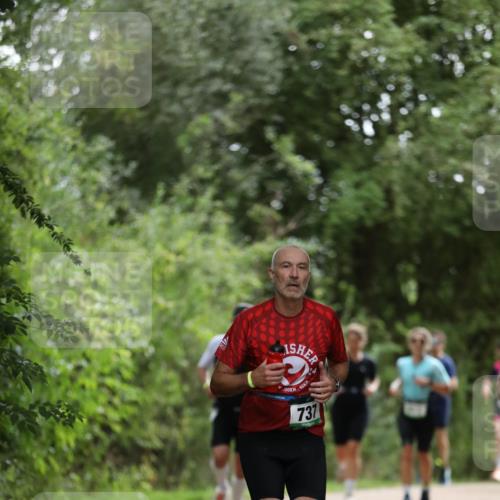 30.08.2026 - Elbe Triathlon Hamburg Antke Förster http://msf.ph/oto/10101094 30.08.2026 11:12:39 Laufen 180, 42, 737 meine-sportfotos.de