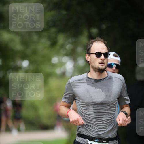 30.08.2026 - Elbe Triathlon Hamburg Antke Förster http://msf.ph/oto/10101100 30.08.2026 11:12:41 Laufen 574 meine-sportfotos.de