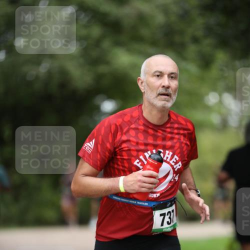30.08.2026 - Elbe Triathlon Hamburg Antke Förster http://msf.ph/oto/10101104 30.08.2026 11:12:43 Laufen 11, 80, 731 meine-sportfotos.de