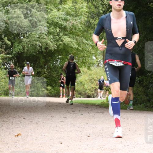 30.08.2026 - Elbe Triathlon Hamburg Antke Förster http://msf.ph/oto/10101107 30.08.2026 11:15:40 Laufen  meine-sportfotos.de