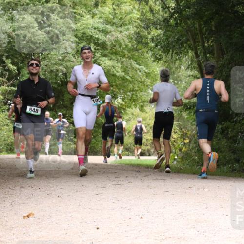 30.08.2026 - Elbe Triathlon Hamburg Antke Förster http://msf.ph/oto/10101113 30.08.2026 11:15:47 Laufen 548, 105, 984 meine-sportfotos.de