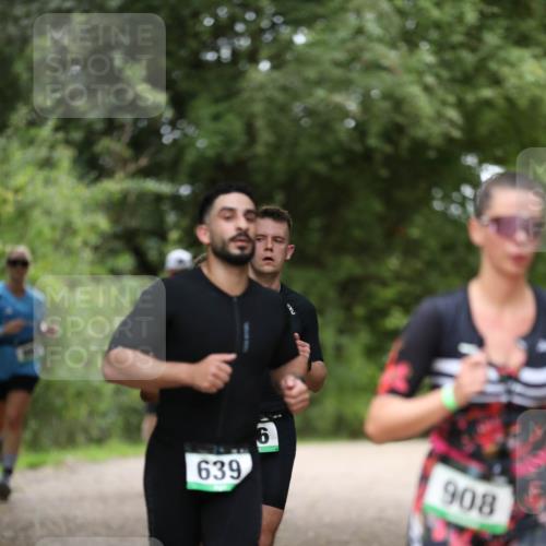 30.08.2026 - Elbe Triathlon Hamburg Antke Förster http://msf.ph/oto/10101136 30.08.2026 11:12:56 Laufen 639, 6, 908 meine-sportfotos.de