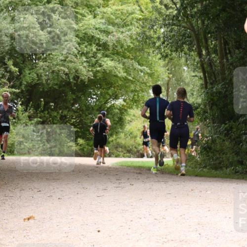 30.08.2026 - Elbe Triathlon Hamburg Antke Förster http://msf.ph/oto/10101149 30.08.2026 11:16:22 Laufen  meine-sportfotos.de