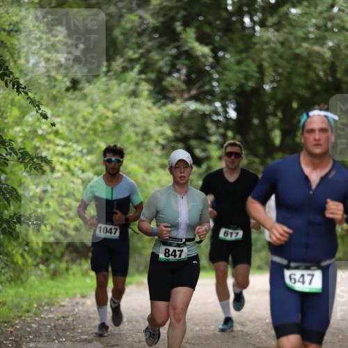 30.08.2026 - Elbe Triathlon Hamburg Antke Förster http://msf.ph/oto/10101152 30.08.2026 11:13:11 Laufen 77, 1047, 847, 617, 647 meine-sportfotos.de