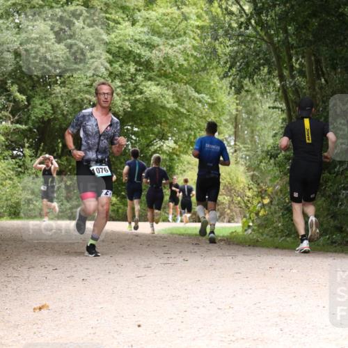 30.08.2026 - Elbe Triathlon Hamburg Antke Förster http://msf.ph/oto/10101153 30.08.2026 11:16:26 Laufen 1076, 3 meine-sportfotos.de