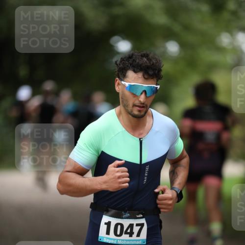 30.08.2026 - Elbe Triathlon Hamburg Antke Förster http://msf.ph/oto/10101168 30.08.2026 11:13:16 Laufen 1047 meine-sportfotos.de