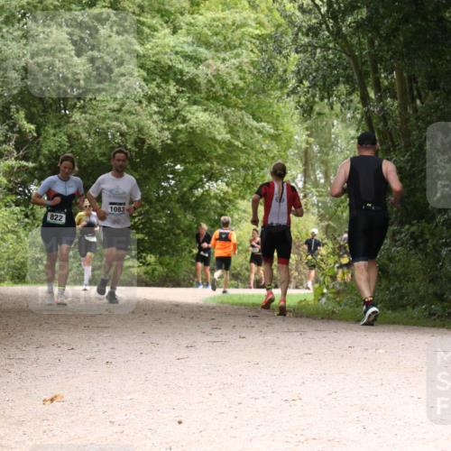 30.08.2026 - Elbe Triathlon Hamburg Antke Förster http://msf.ph/oto/10101191 30.08.2026 11:16:47 Laufen 822, 1083 meine-sportfotos.de