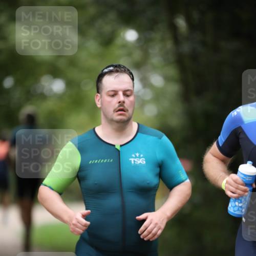 30.08.2026 - Elbe Triathlon Hamburg Antke Förster http://msf.ph/oto/10101196 30.08.2026 11:13:28 Laufen 1032 meine-sportfotos.de
