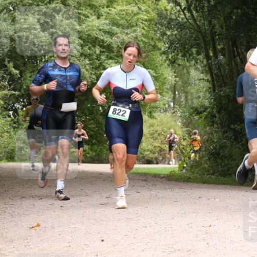30.08.2026 - Elbe Triathlon Hamburg Antke Förster http://msf.ph/oto/10101201 30.08.2026 11:16:51 Laufen 222, 822, 2011, 30, 1083 meine-sportfotos.de