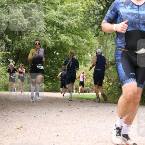 30.08.2026 - Elbe Triathlon Hamburg Antke Förster http://msf.ph/oto/10101207 30.08.2026 11:16:53 Laufen  meine-sportfotos.de