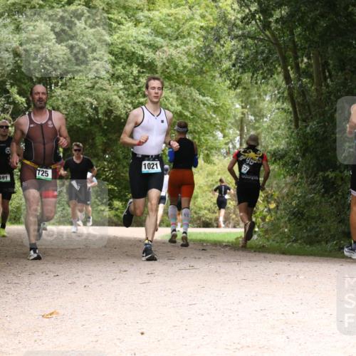 30.08.2026 - Elbe Triathlon Hamburg Antke Förster http://msf.ph/oto/10101281 30.08.2026 11:17:46 Laufen 491, 725, 3, 98, 1021, 12 meine-sportfotos.de