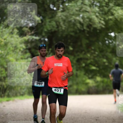 30.08.2026 - Elbe Triathlon Hamburg Antke Förster http://msf.ph/oto/10101286 30.08.2026 11:14:28 Laufen 997, 451 meine-sportfotos.de