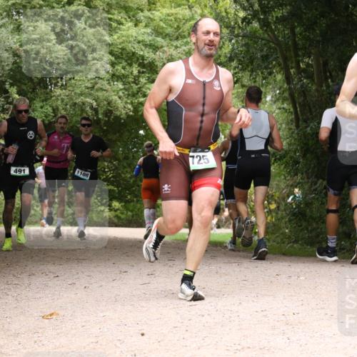 30.08.2026 - Elbe Triathlon Hamburg Antke Förster http://msf.ph/oto/10101287 30.08.2026 11:17:48 Laufen 429, 1108, 491, 725, 1021 meine-sportfotos.de