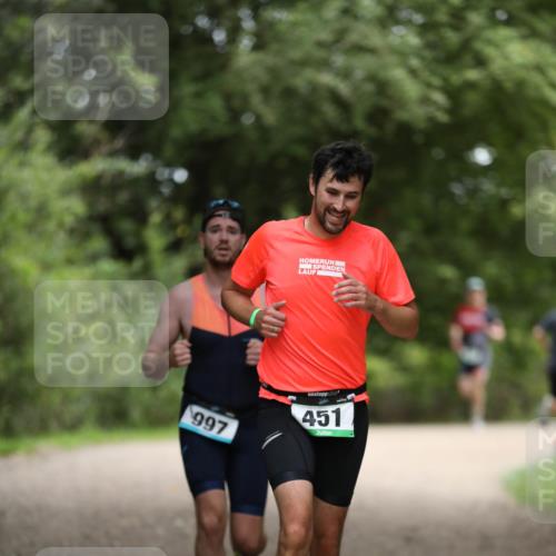 30.08.2026 - Elbe Triathlon Hamburg Antke Förster http://msf.ph/oto/10101288 30.08.2026 11:14:30 Laufen 997, 451 meine-sportfotos.de