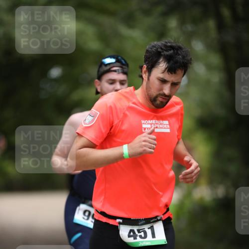 30.08.2026 - Elbe Triathlon Hamburg Antke Förster http://msf.ph/oto/10101294 30.08.2026 11:14:31 Laufen 99, 451 meine-sportfotos.de