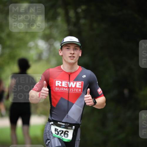 30.08.2026 - Elbe Triathlon Hamburg Antke Förster http://msf.ph/oto/10101304 30.08.2026 11:14:41 Laufen 526 meine-sportfotos.de