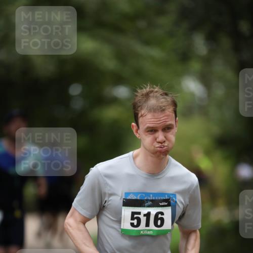 30.08.2026 - Elbe Triathlon Hamburg Antke Förster http://msf.ph/oto/10101324 30.08.2026 11:14:57 Laufen 516 meine-sportfotos.de