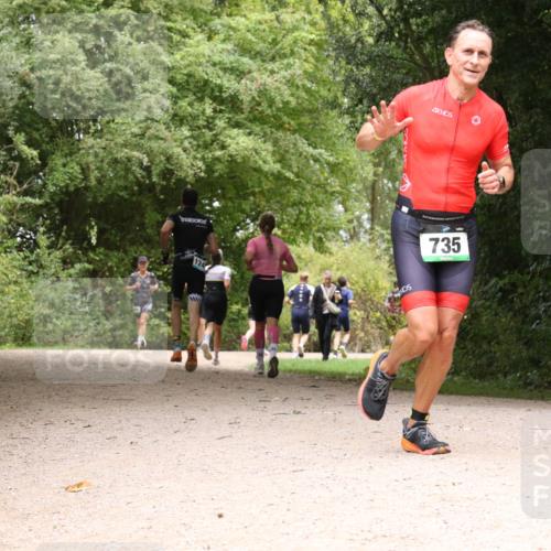 30.08.2026 - Elbe Triathlon Hamburg Antke Förster http://msf.ph/oto/10101361 30.08.2026 11:18:32 Laufen 124, 735 meine-sportfotos.de