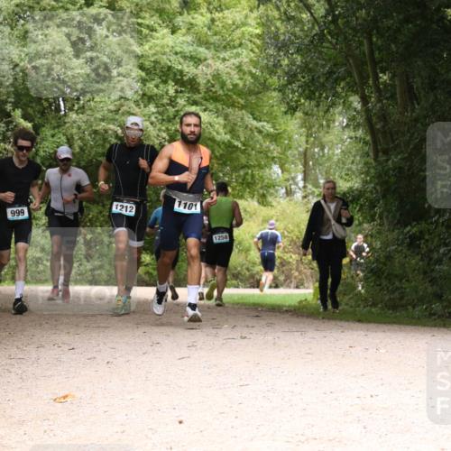 30.08.2026 - Elbe Triathlon Hamburg Antke Förster http://msf.ph/oto/10101389 30.08.2026 11:18:48 Laufen 1212, 999, 1101, 1258 meine-sportfotos.de
