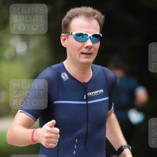 30.08.2026 - Elbe Triathlon Hamburg Antke Förster http://msf.ph/oto/10101394 30.08.2026 11:15:30 Laufen 577 meine-sportfotos.de