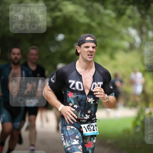 30.08.2026 - Elbe Triathlon Hamburg Antke Förster http://msf.ph/oto/10101396 30.08.2026 11:15:33 Laufen 02, 1627 meine-sportfotos.de