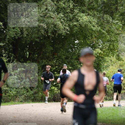 30.08.2026 - Elbe Triathlon Hamburg Antke Förster http://msf.ph/oto/10101408 30.08.2026 11:15:37 Laufen 48 meine-sportfotos.de