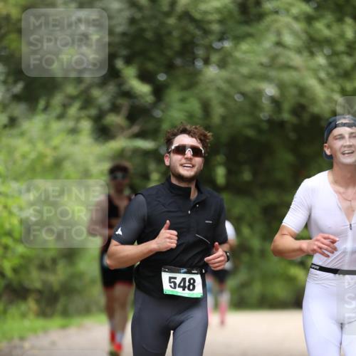 30.08.2026 - Elbe Triathlon Hamburg Antke Förster http://msf.ph/oto/10101424 30.08.2026 11:15:48 Laufen 548 meine-sportfotos.de