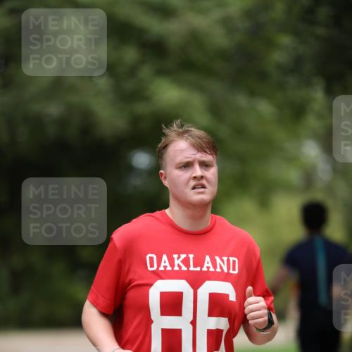 30.08.2026 - Elbe Triathlon Hamburg Antke Förster http://msf.ph/oto/10101456 30.08.2026 11:16:22 Laufen 86, 479 meine-sportfotos.de