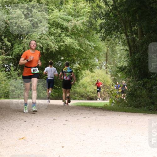 30.08.2026 - Elbe Triathlon Hamburg Antke Förster http://msf.ph/oto/10101513 30.08.2026 11:20:02 Laufen 902 meine-sportfotos.de