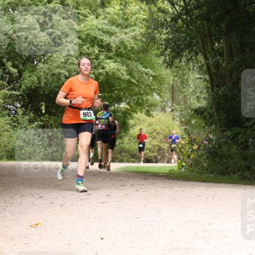 30.08.2026 - Elbe Triathlon Hamburg Antke Förster http://msf.ph/oto/10101515 30.08.2026 11:20:02 Laufen 902 meine-sportfotos.de