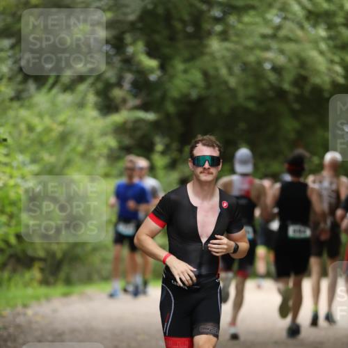 30.08.2026 - Elbe Triathlon Hamburg Antke Förster http://msf.ph/oto/10101554 30.08.2026 11:17:15 Laufen 2017 meine-sportfotos.de