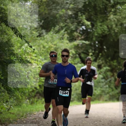 30.08.2026 - Elbe Triathlon Hamburg Antke Förster http://msf.ph/oto/10101556 30.08.2026 11:17:18 Laufen 111, 1044 meine-sportfotos.de