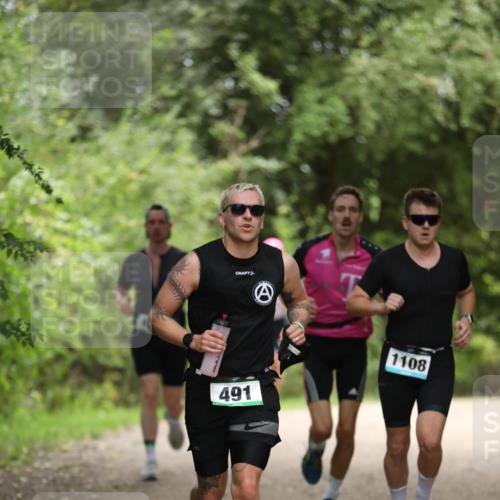 30.08.2026 - Elbe Triathlon Hamburg Antke Förster http://msf.ph/oto/10101598 30.08.2026 11:17:49 Laufen 491, 1108 meine-sportfotos.de