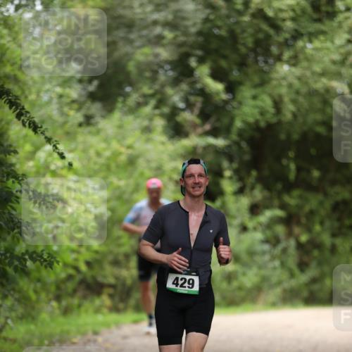 30.08.2026 - Elbe Triathlon Hamburg Antke Förster http://msf.ph/oto/10101606 30.08.2026 11:17:52 Laufen 429 meine-sportfotos.de