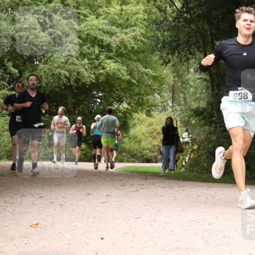 30.08.2026 - Elbe Triathlon Hamburg Antke Förster http://msf.ph/oto/10101635 30.08.2026 11:21:24 Laufen 74, 10, 1015, 998 meine-sportfotos.de
