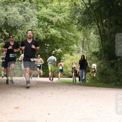 30.08.2026 - Elbe Triathlon Hamburg Antke Förster http://msf.ph/oto/10101639 30.08.2026 11:21:25 Laufen 1006 meine-sportfotos.de