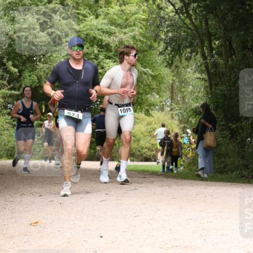 30.08.2026 - Elbe Triathlon Hamburg Antke Förster http://msf.ph/oto/10101649 30.08.2026 11:21:30 Laufen 674, 1015 meine-sportfotos.de