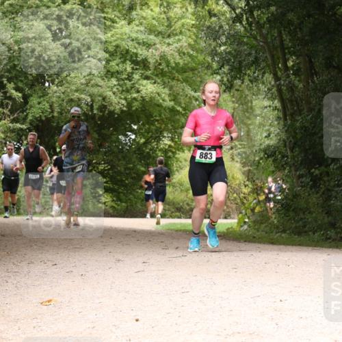 30.08.2026 - Elbe Triathlon Hamburg Antke Förster http://msf.ph/oto/10101707 30.08.2026 11:21:56 Laufen 883 meine-sportfotos.de