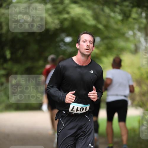 30.08.2026 - Elbe Triathlon Hamburg Antke Förster http://msf.ph/oto/10101710 30.08.2026 11:18:54 Laufen 1017 meine-sportfotos.de