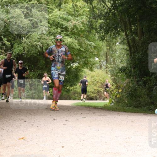 30.08.2026 - Elbe Triathlon Hamburg Antke Förster http://msf.ph/oto/10101713 30.08.2026 11:21:58 Laufen 1545, 608, 88, 314 meine-sportfotos.de