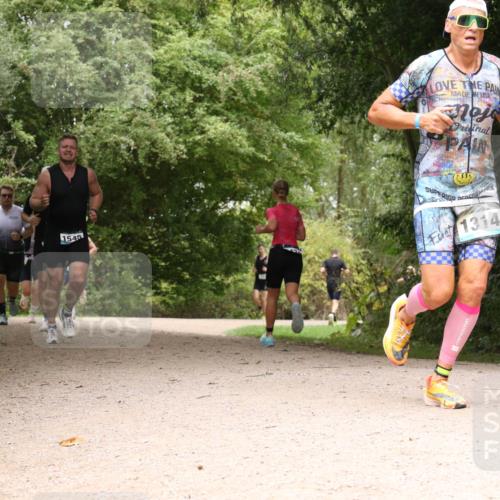30.08.2026 - Elbe Triathlon Hamburg Antke Förster http://msf.ph/oto/10101719 30.08.2026 11:22:00 Laufen 1545, 1314 meine-sportfotos.de